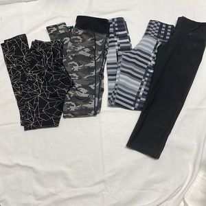 4 pair Leggings Size XS Nike, Fabletics and Forever 21